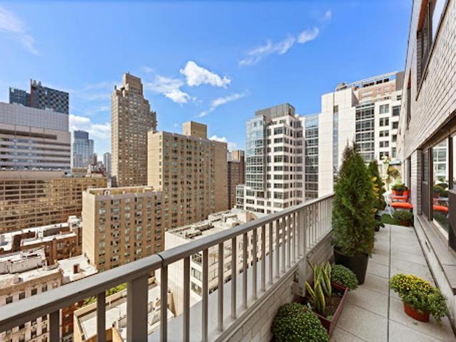 Apartment for sale in Arverne, New York