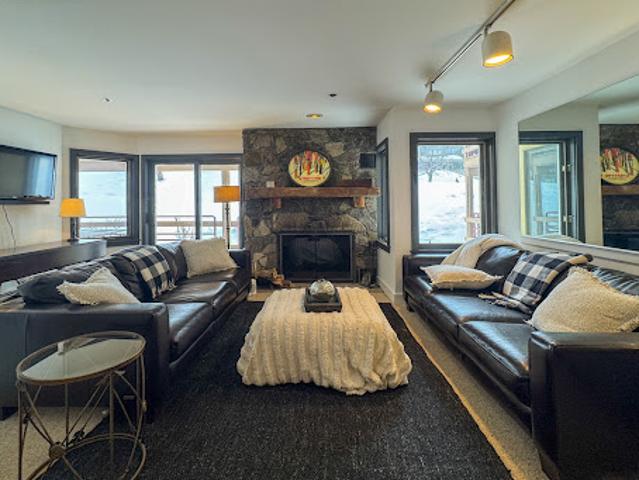 Apartment for sale in Stratton, Vermont