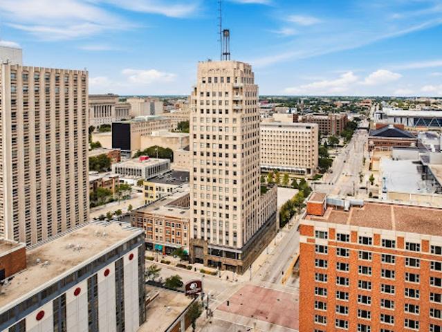 Apartment for sale in Milwaukee, Wisconsin