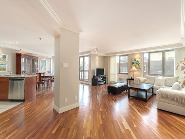 Apartment for sale in St. Leonard's, Quebec