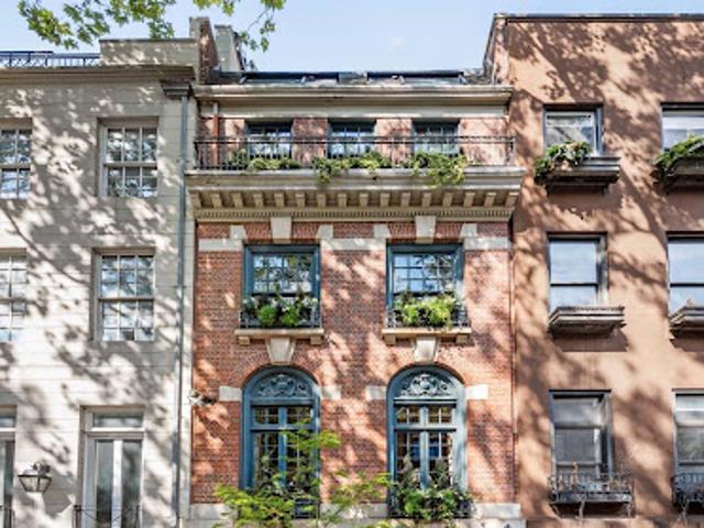 House for sale in Arverne, New York