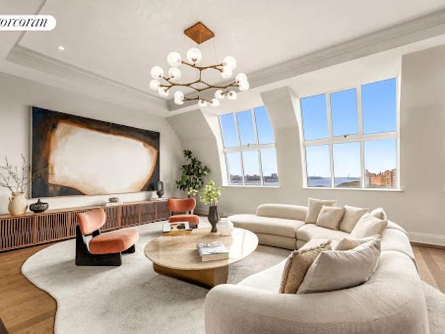 Apartment for sale in Arverne, New York