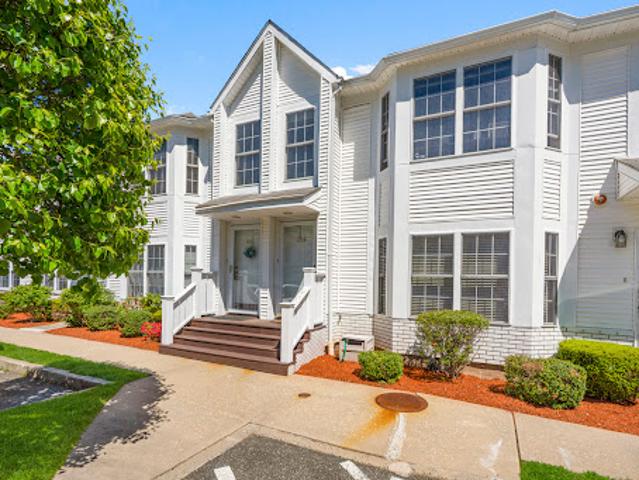 Apartment for sale in White Plains, New York