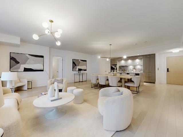 Apartment for sale in Woburn, Ontario