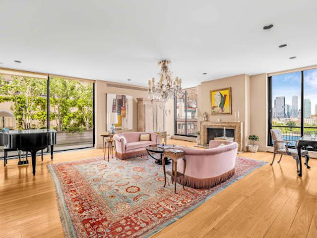 Apartment for sale in Arverne, New York