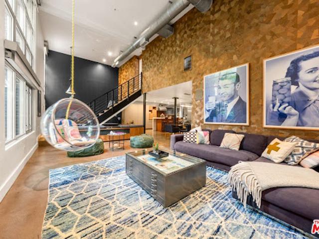 Apartment for sale in West Hollywood, Los Angeles County