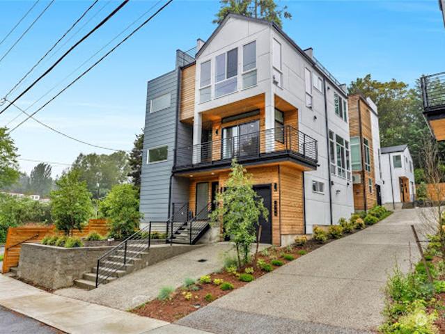 Apartment for sale in Seattle, Washington