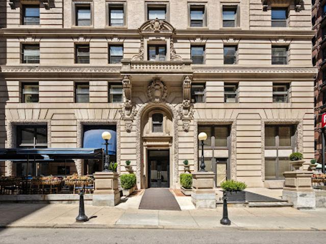 Apartment for sale in Boston, Massachusetts