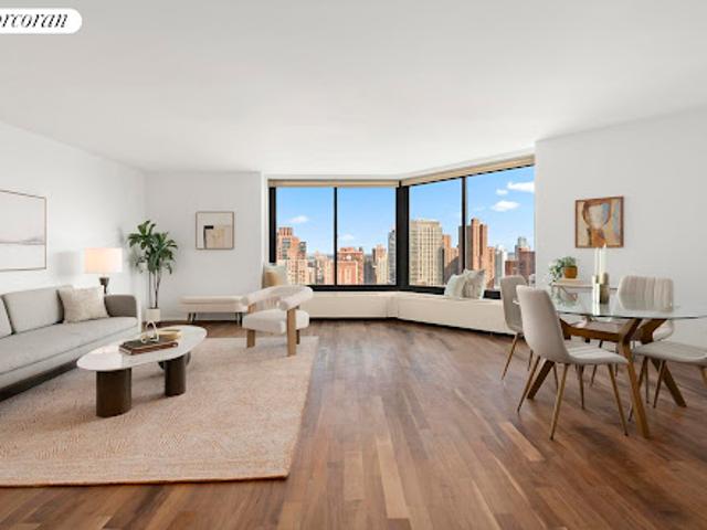 Apartment for sale in Arverne, New York