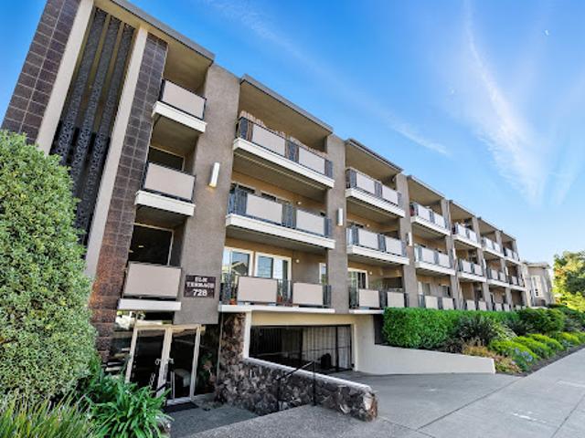 Apartment for sale in San Carlos, San Mateo County
