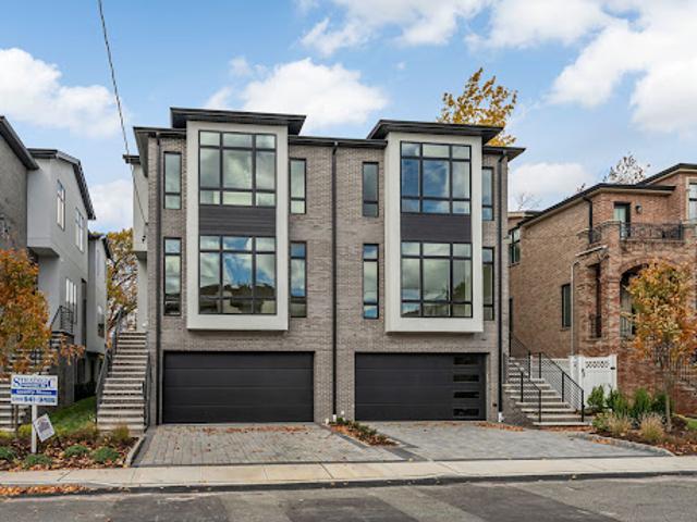 Apartment for sale in Fort Lee, New Jersey