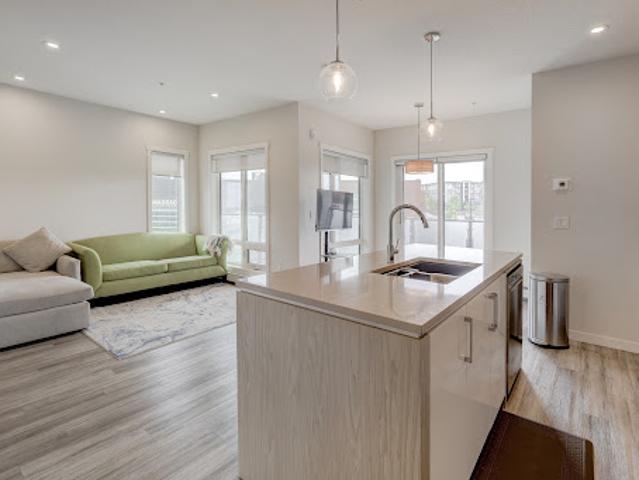 Apartment for sale in Northwest, Alberta