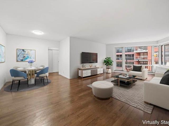 Apartment for sale in Arverne, New York