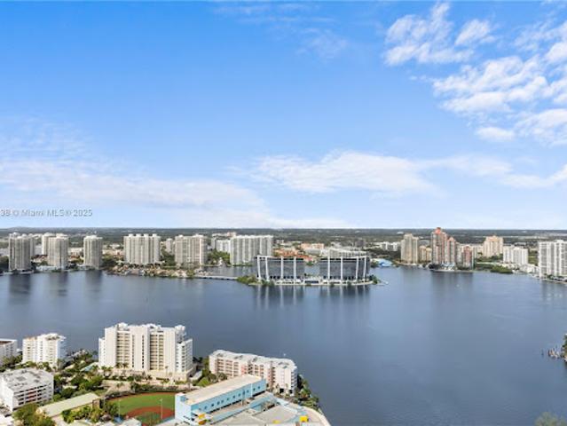 Apartment for sale in Florida
