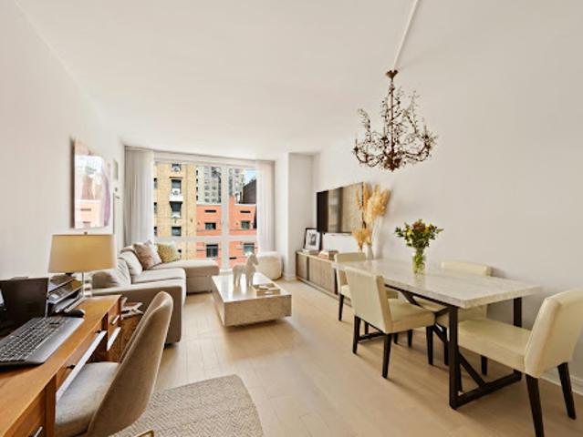 Apartment for sale in Arverne, New York