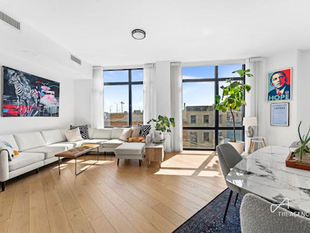 Apartment for sale in Queens, Arverne