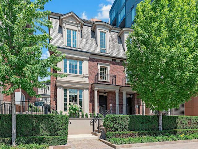 Apartment for sale in Woburn, Ontario