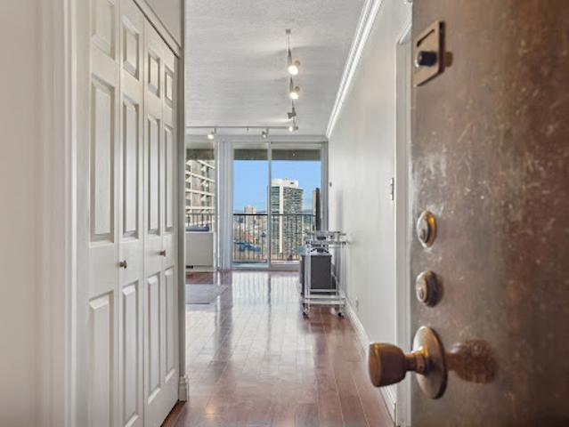 Apartment for sale in Fort Lee, New Jersey