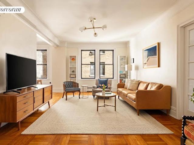 Apartment for sale in New York, Arverne