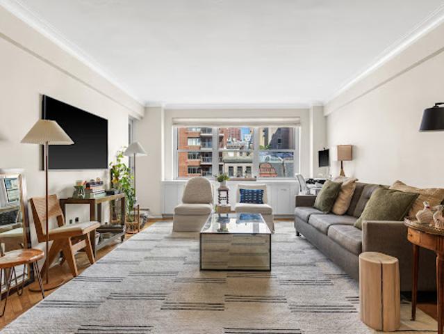 Apartment for sale in Arverne, New York