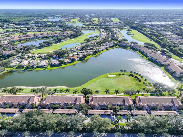 Apartment for sale in Bonita Springs, Lee County