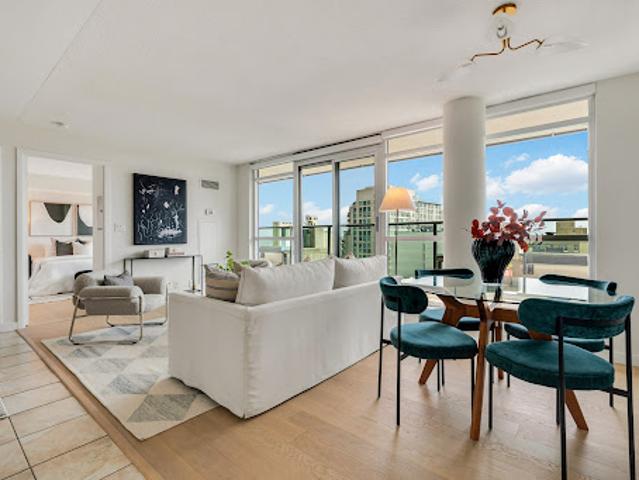 Apartment for sale in Woburn, Ontario