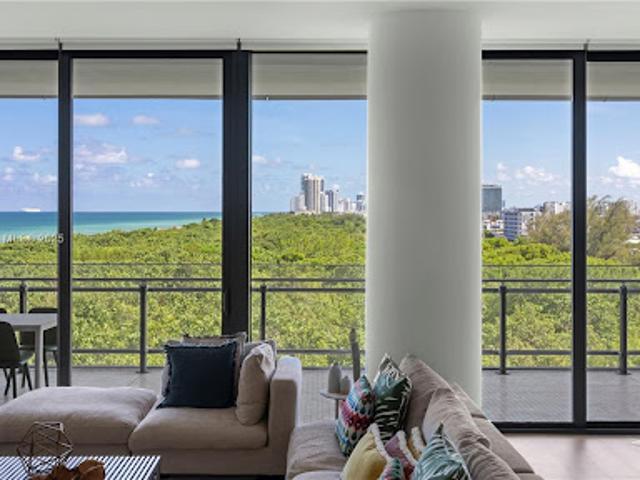 Apartment for sale in Miami Beach, Florida