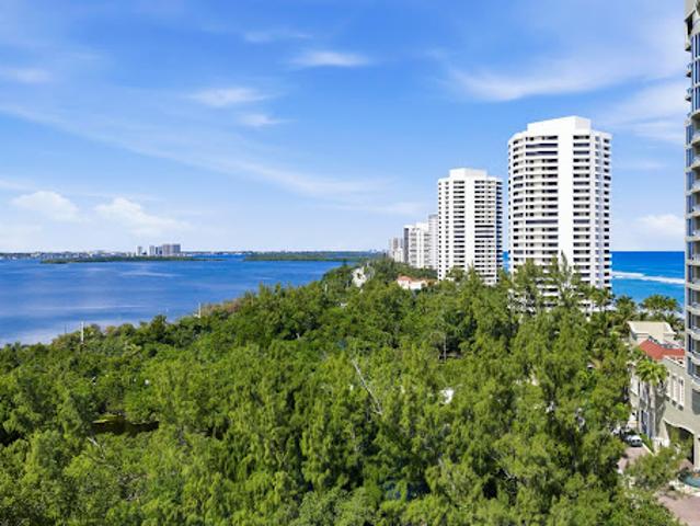 Apartment for sale in Riviera Beach, Florida