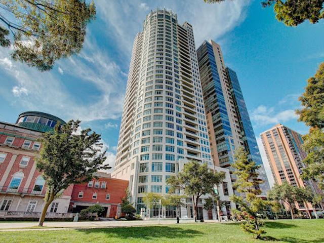 Apartment for sale in Milwaukee, Wisconsin