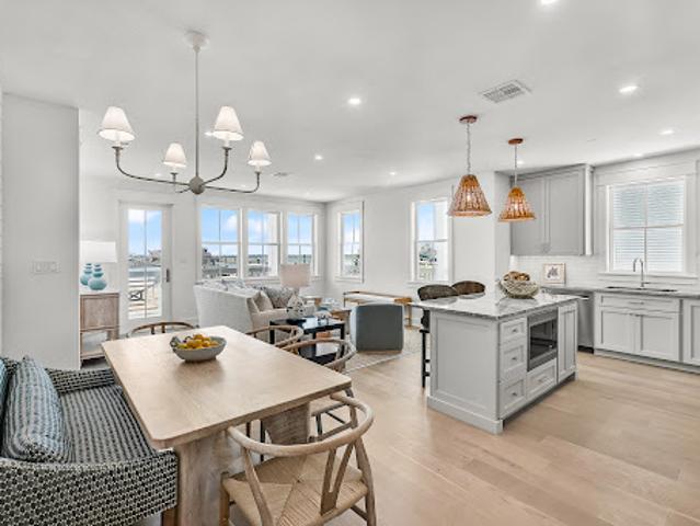 Apartment for sale in Port Aransas, Texas