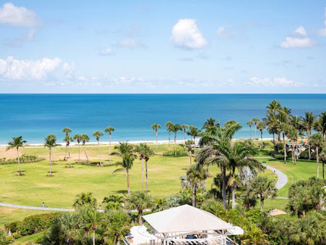Apartment for sale in Naples, Florida