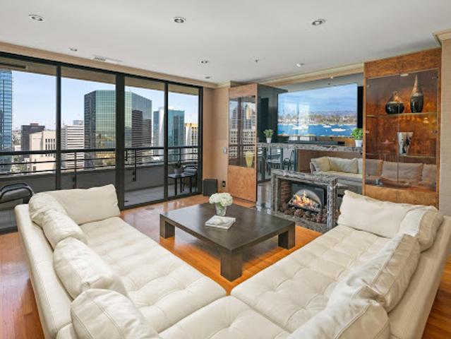 Apartment for sale in San Diego