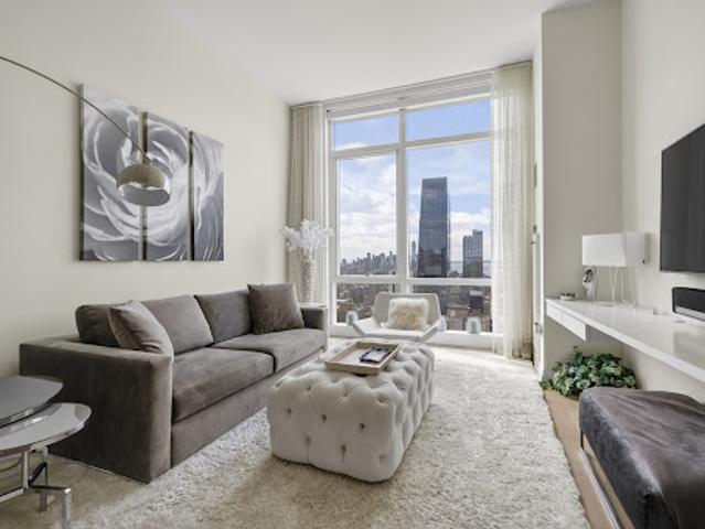Apartment for sale in Arverne, New York