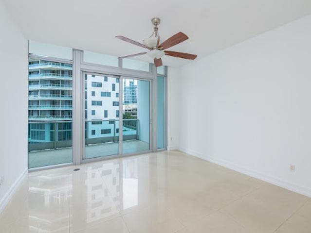 Apartment for sale in Miami, Miami-Dade County