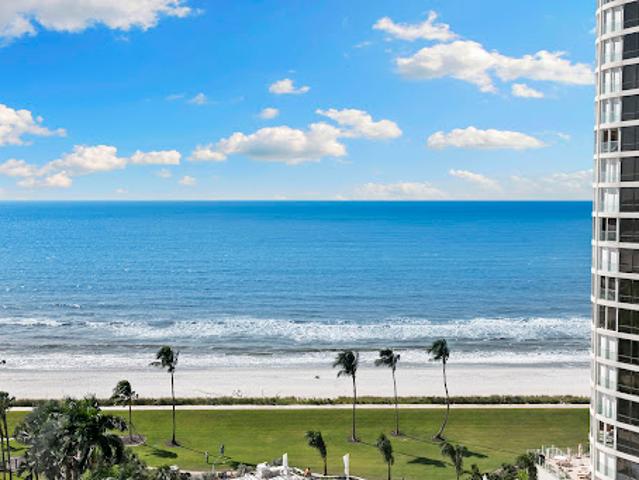 Apartment for sale in Naples, Florida
