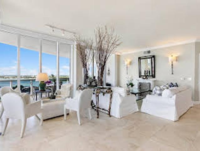 Apartment for sale in Bal Harbour Apartment for sale in Bal Harbour