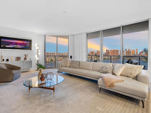 Apartment for sale in North Miami Beach, Florida