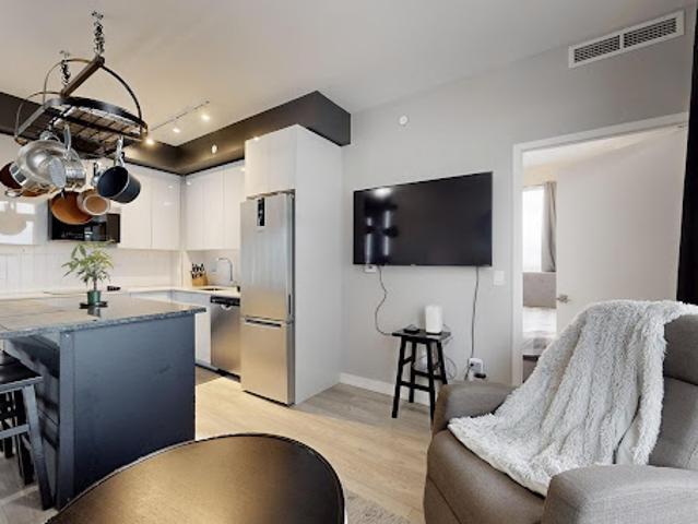 Apartment for sale in Vaughan, Ontario