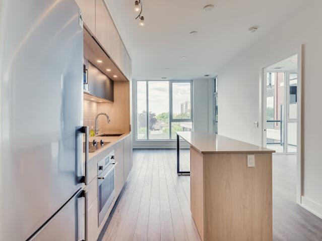 Apartment for sale in Woburn, Ontario