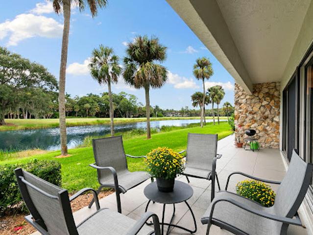 Apartment for sale in Naples, Florida