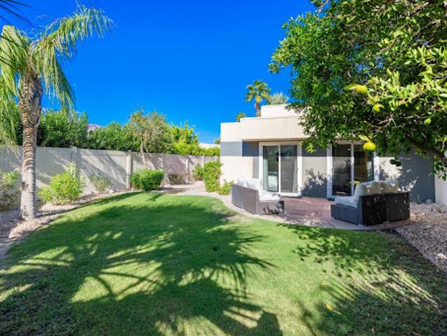 Apartment for sale in Palm Springs