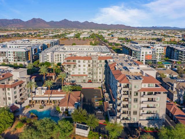 Apartment for sale in Scottsdale, Maricopa County