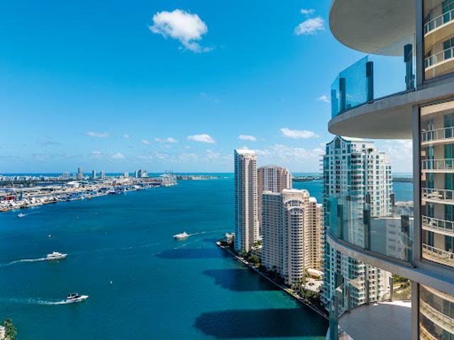 Apartment for sale in Miami, Miami-Dade County