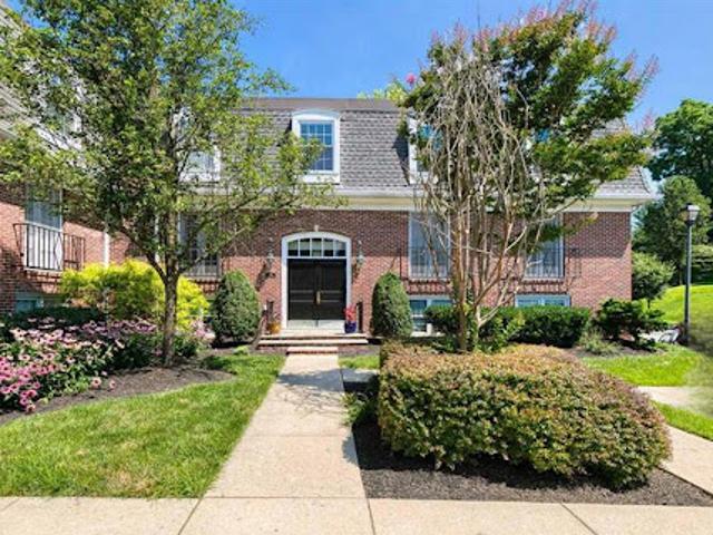 Apartment for sale in Gibsonton, Maryland