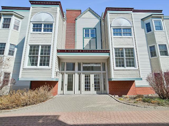 Apartment for sale in Edgewater, New Jersey