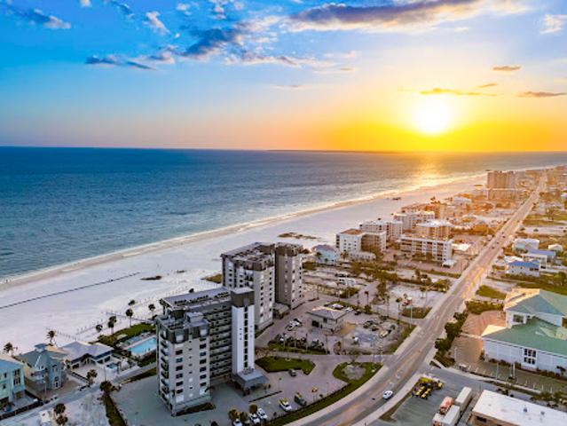 Apartment for sale in Fort Myers Beach, Florida