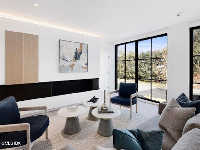 Apartment for sale in Westport