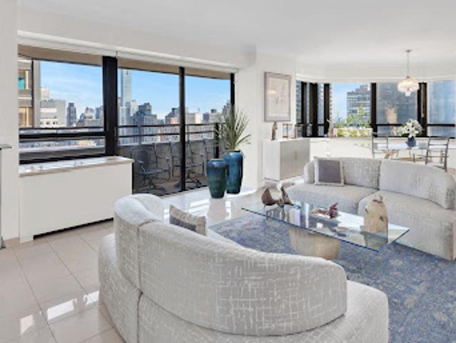 Apartment for sale in Arverne, New York