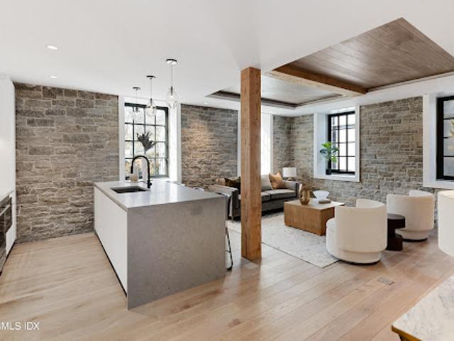 Apartment for sale in Westport