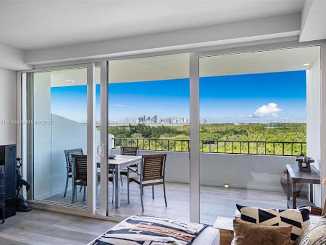 Apartment for sale in Key Biscayne, Florida